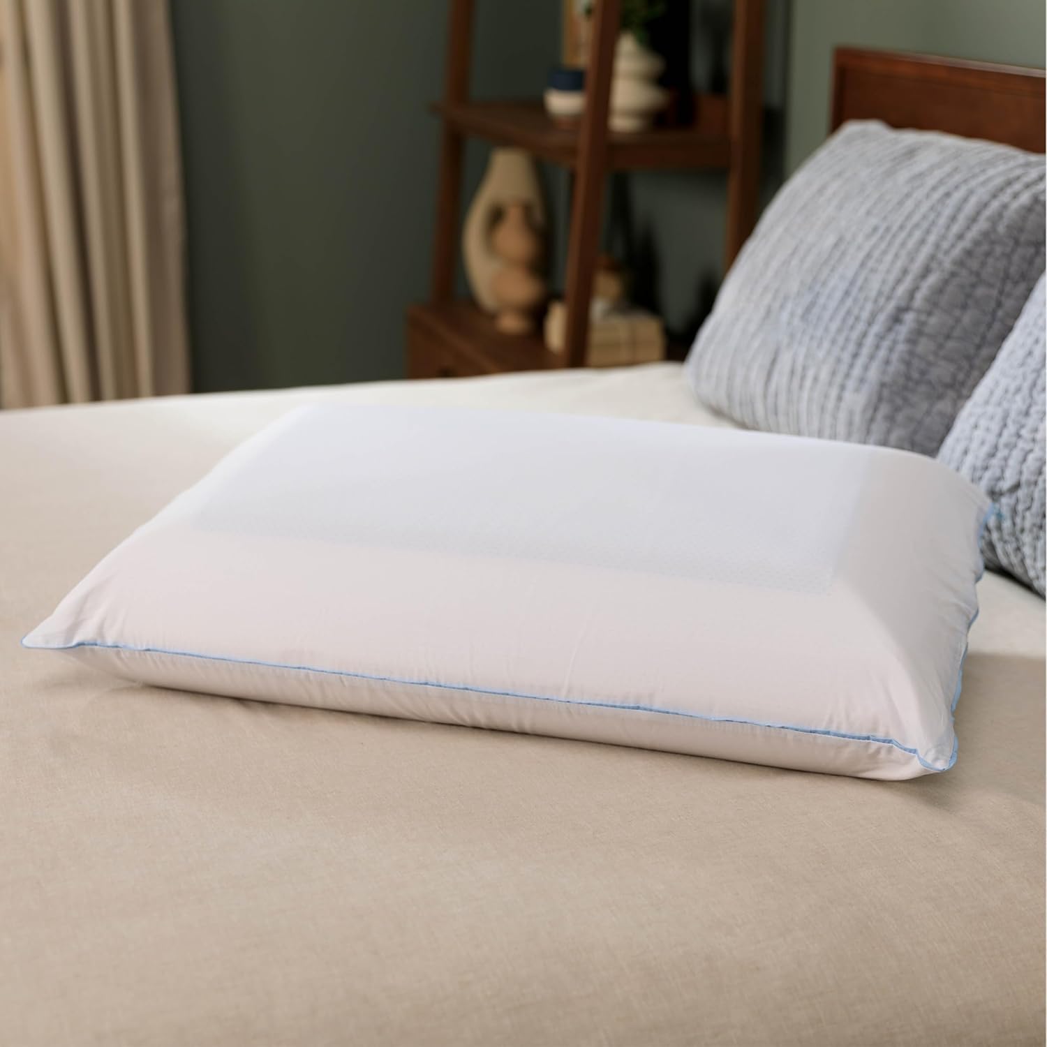 71KeXuoonoL._AC_SL1500_.jpg Dual Cooling Pillow, Queen, White - Image 1