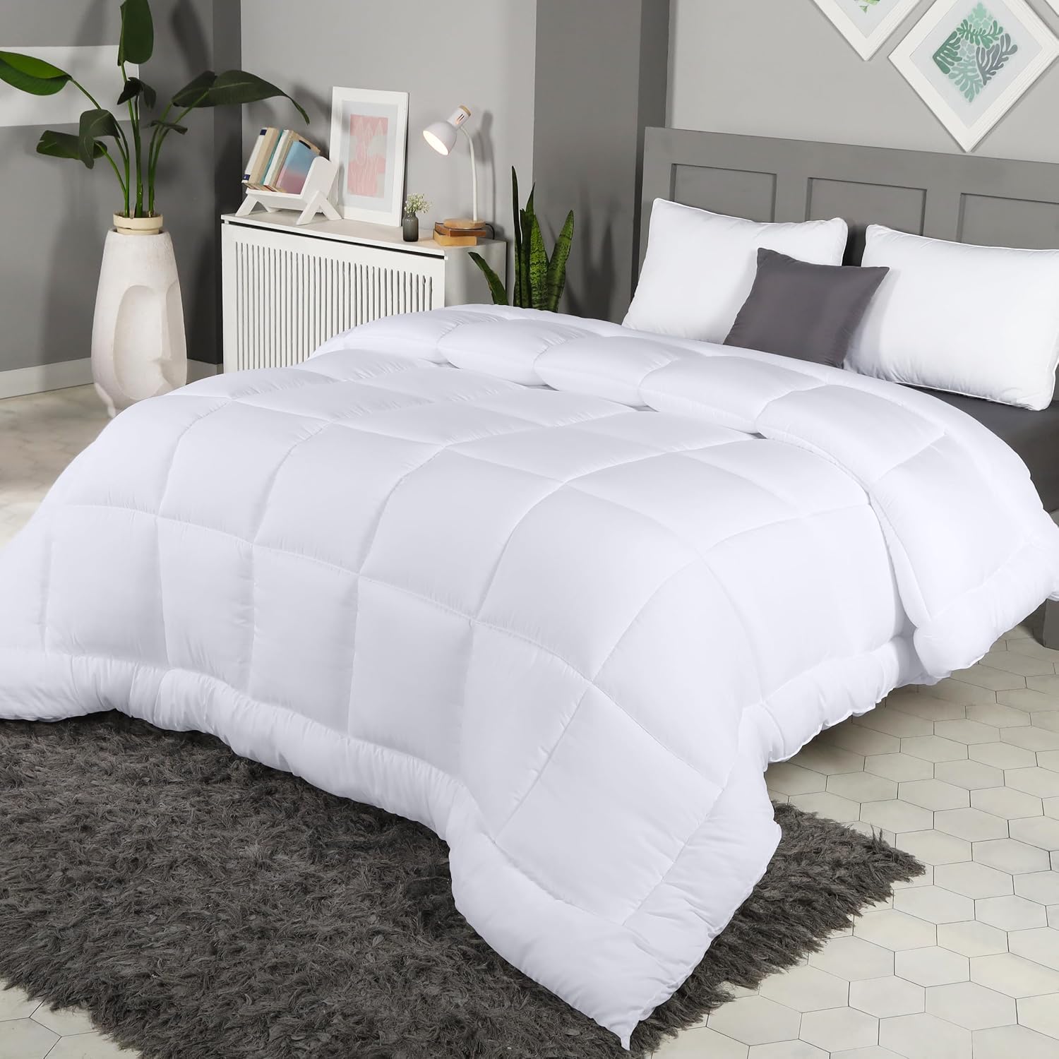 813mDKxgQiL._AC_SL1500_.jpg All Season Down Alternative Quilted Full Comforter, Duvet Insert with Corner Tabs, Machine Washable, Bed Comforter (White) - Image 1