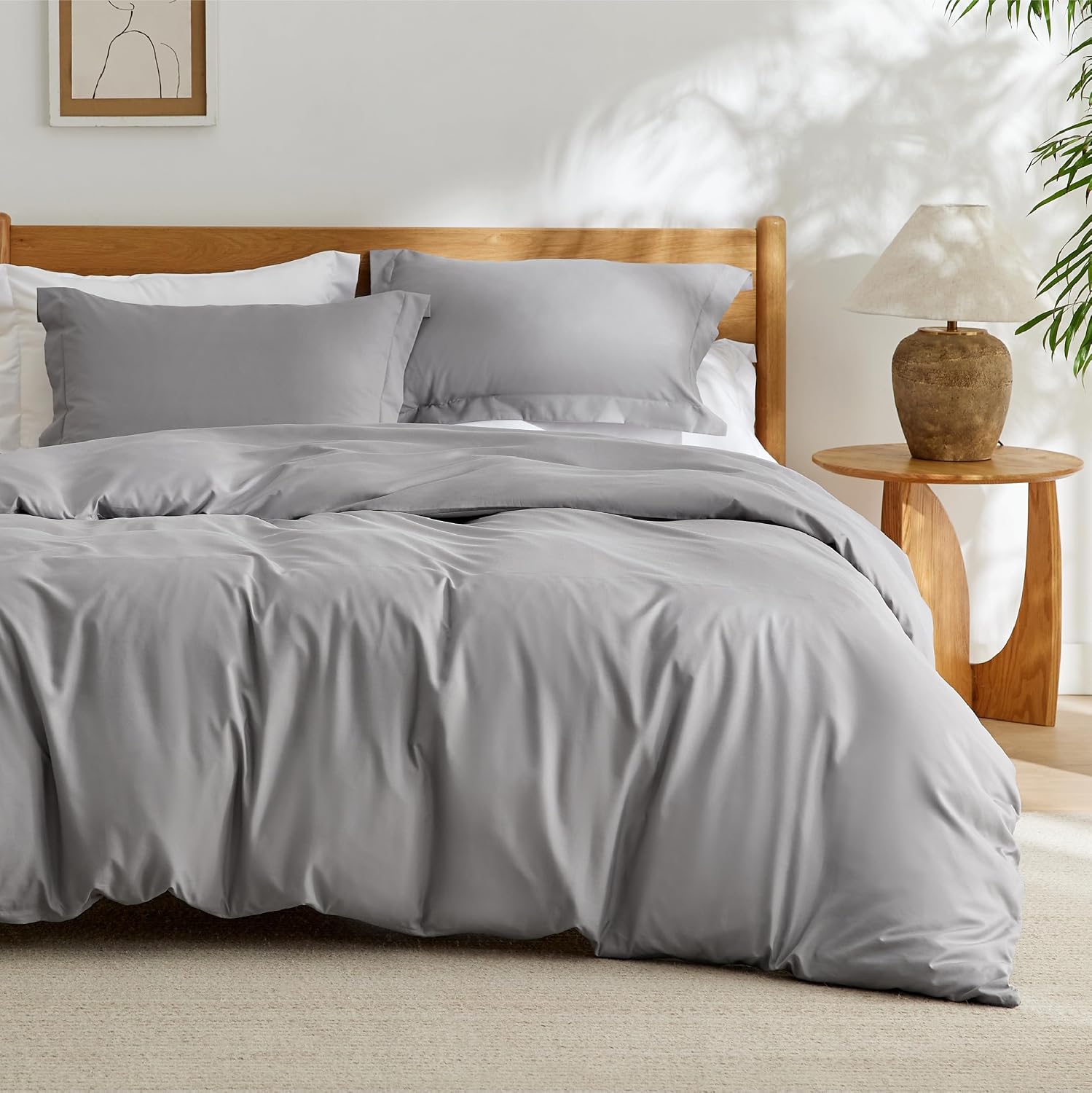 814nPAE8O5L._AC_SL1500_.jpg Duvet Cover Queen Size - Soft Double Brushed Bedding Set for Kids & Adults, Zipper Closure, 3 Pieces, Includes 1 Duvet Cover (90"x90") & 2 Pillow Shams, NO Comforter, Grey - Image 1